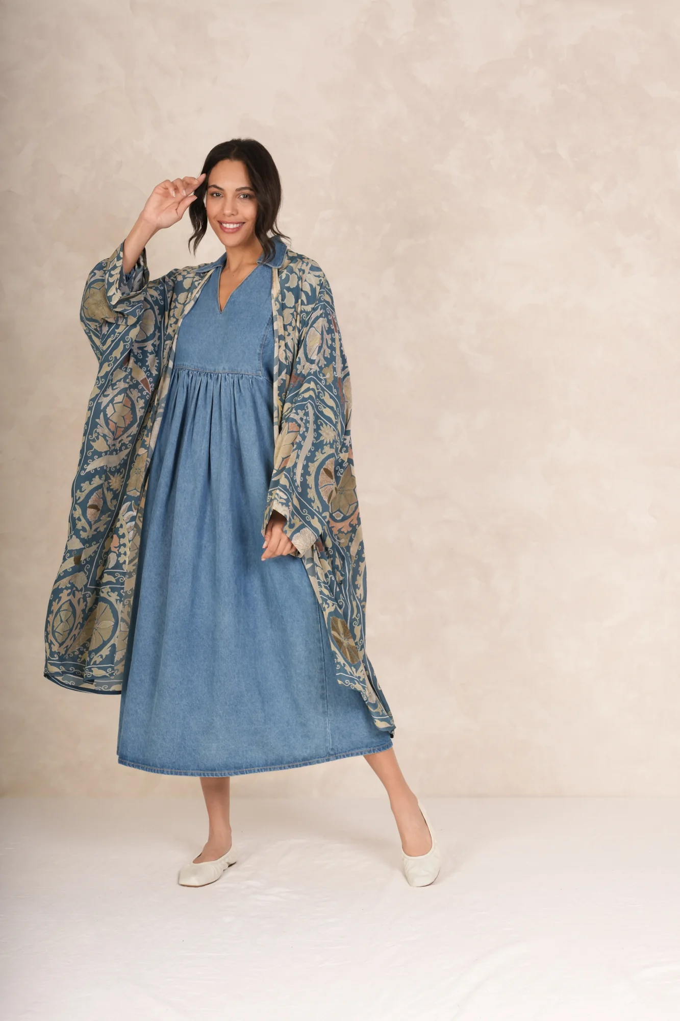 Susani Blue Grande Kimono - Image 4